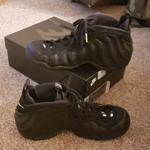 Nike Foamposite Pro Balck and gold with box - Picture 3 of 7